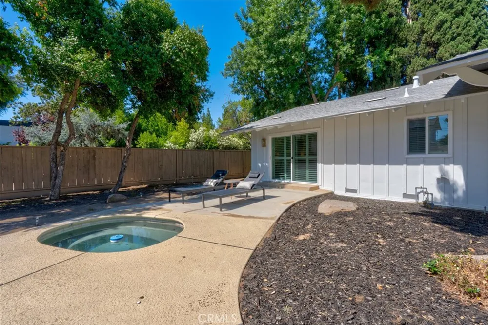 1335 S Waverly Fresno, CA 93727