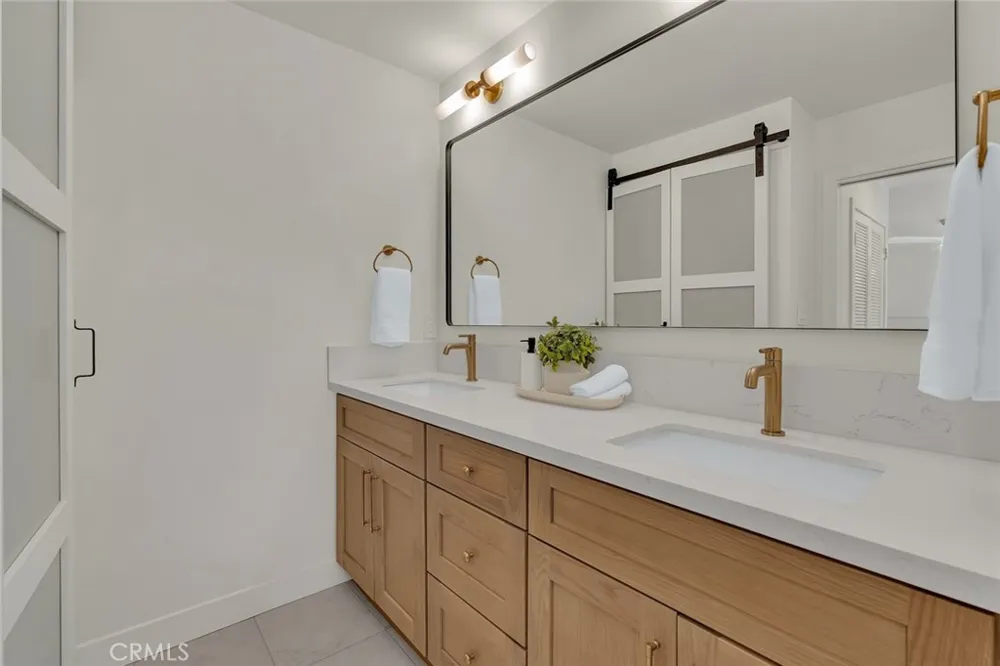 1335 S Waverly Fresno, CA 93727