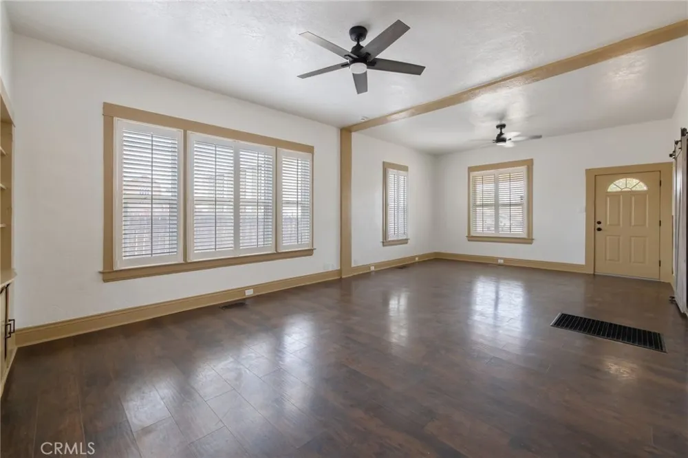 112 Irwin Court Hanford, CA 93230