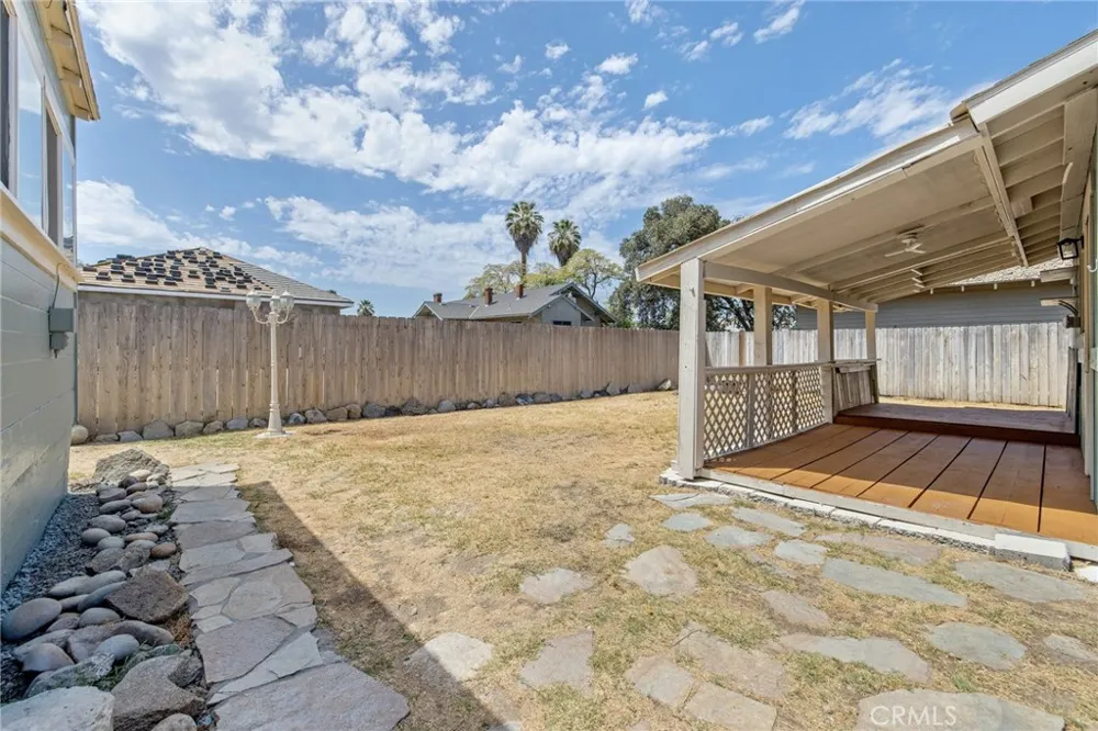 112 Irwin Court Hanford, CA 93230
