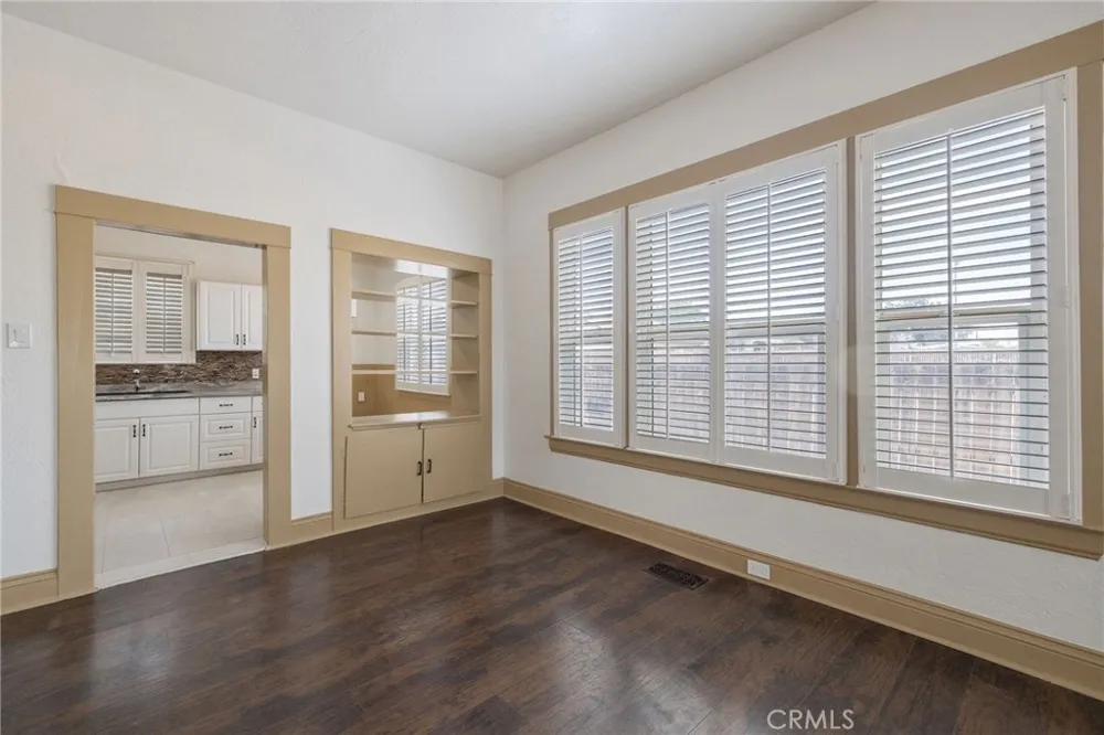 112 Irwin Court Hanford, CA 93230