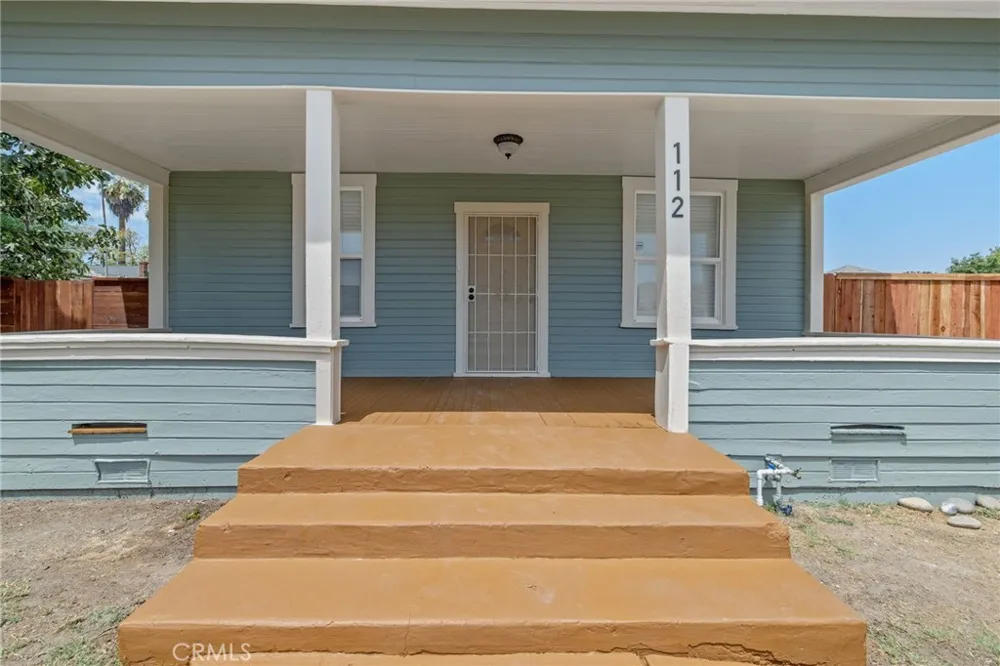 112 Irwin Court Hanford, CA 93230
