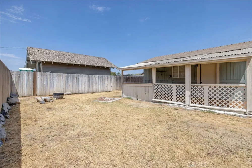 112 Irwin Court Hanford, CA 93230