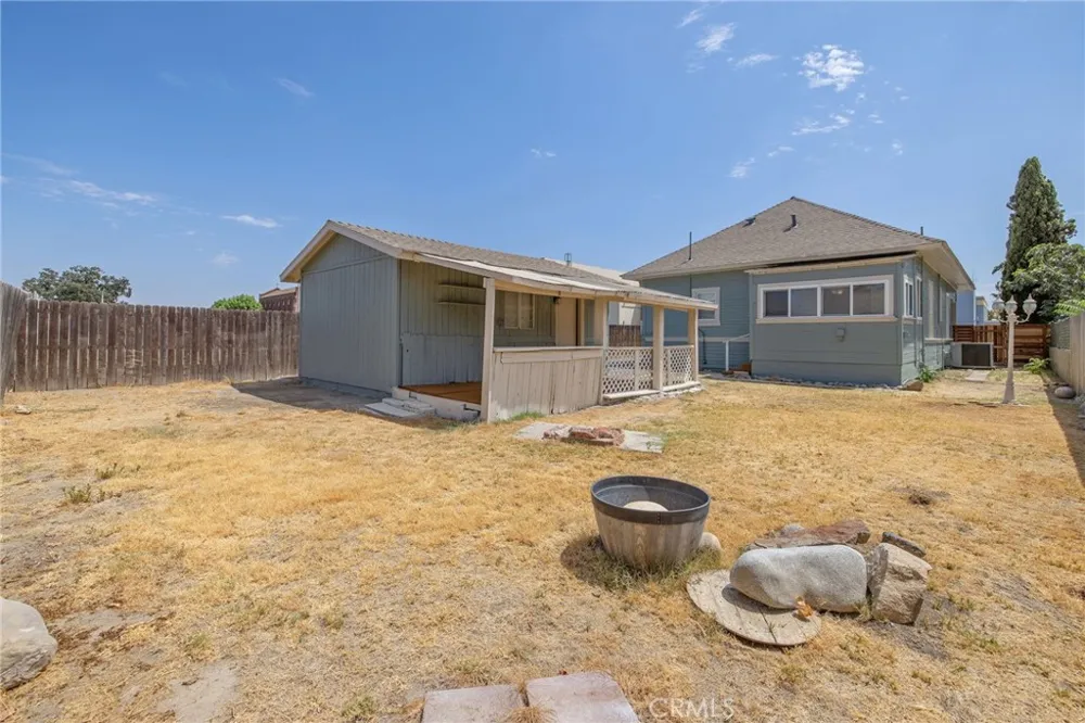 112 Irwin Court Hanford, CA 93230