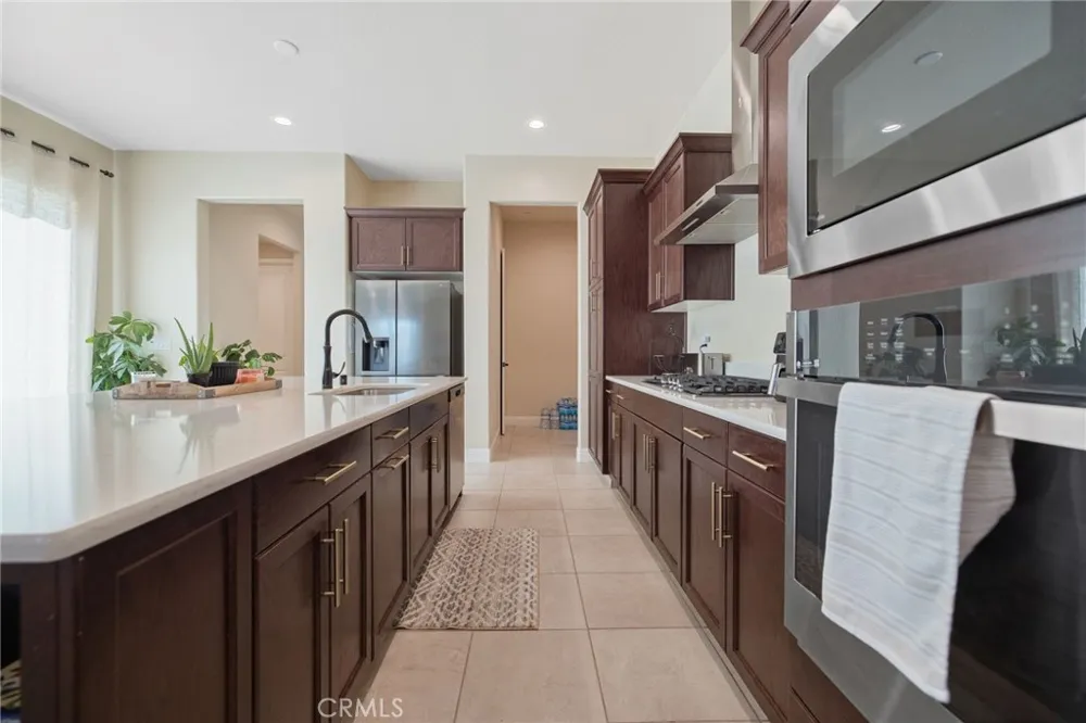 3036 Keats Avenue Clovis, CA 93619