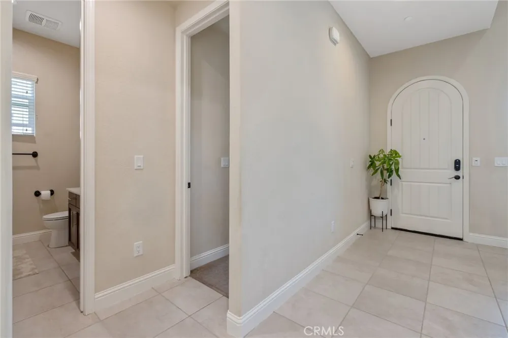 3036 Keats Avenue Clovis, CA 93619