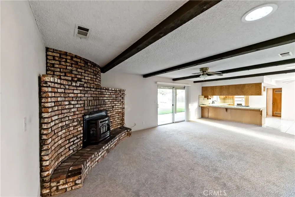 12165 Caron Madera, CA 93636