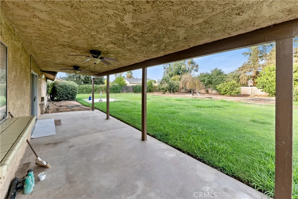12165 Caron Madera, CA 93636