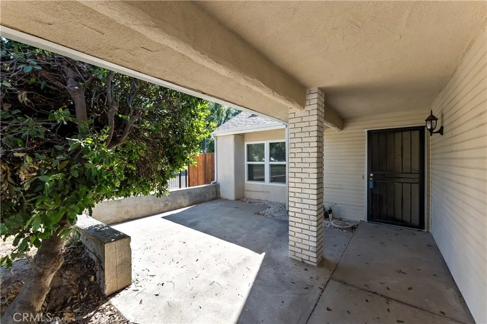 2521 Selland Avenue Fresno, CA 93722