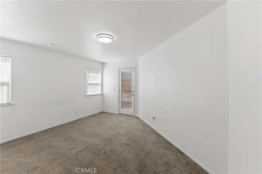 2521 Selland Avenue Fresno, CA 93722