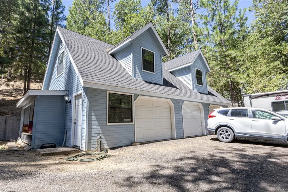 36232 Finegold Creek Drive North Fork, CA 93643
