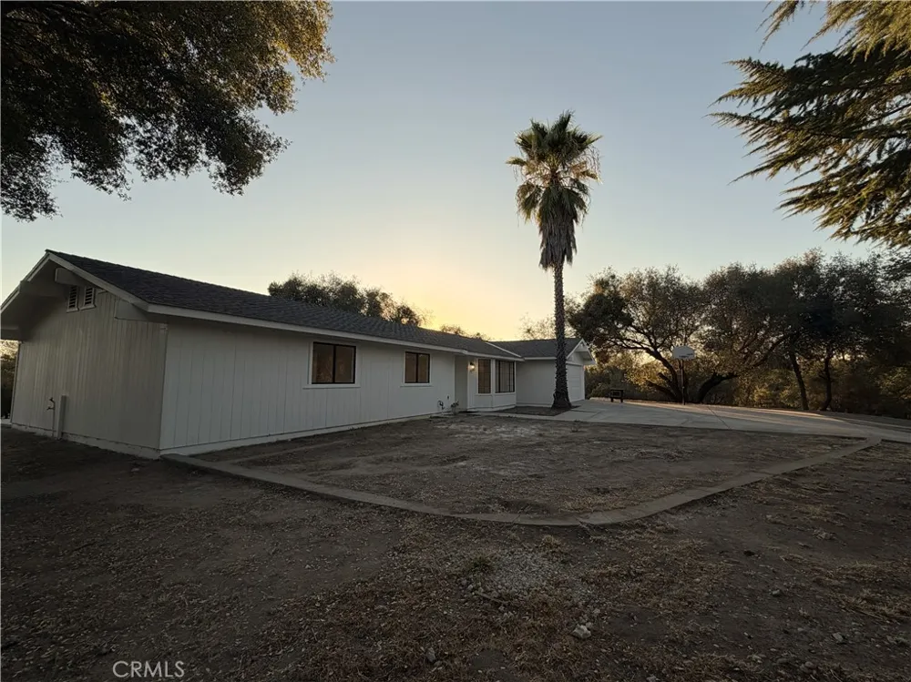 46300 Oonay Nation Coarsegold, CA 93614