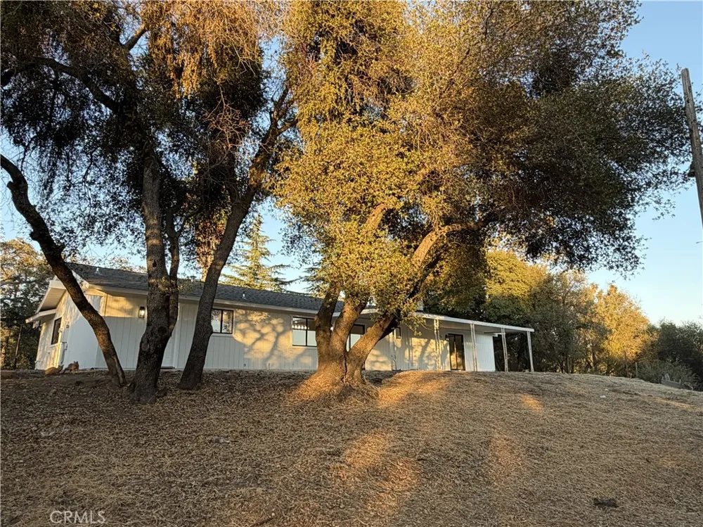 46300 Oonay Nation Coarsegold, CA 93614