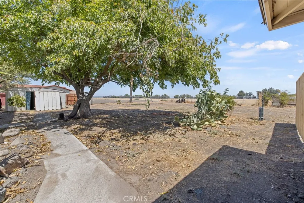19415 Empire Street Stratford, CA 93266