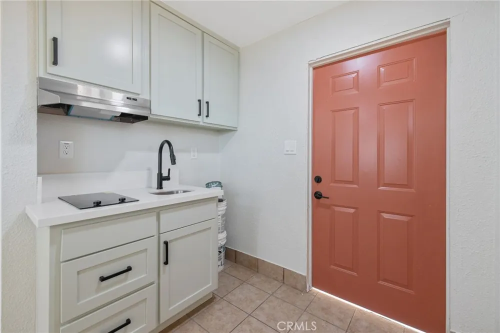 19415 Empire Street Stratford, CA 93266