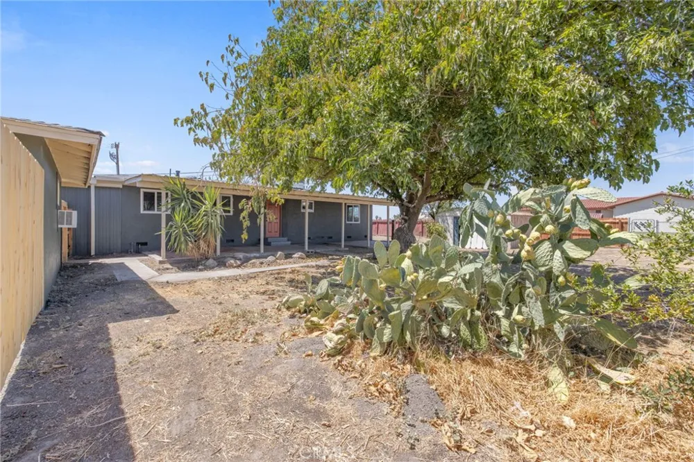 19415 Empire Street Stratford, CA 93266