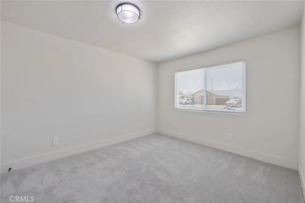 19415 Empire Street Stratford, CA 93266