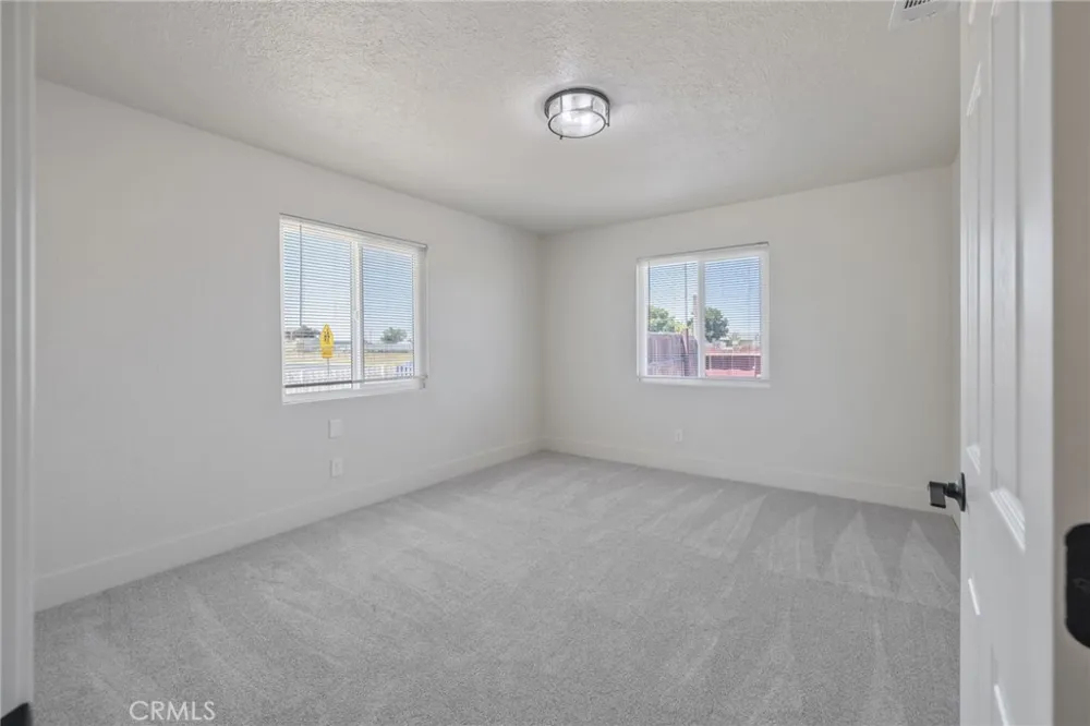 19415 Empire Street Stratford, CA 93266