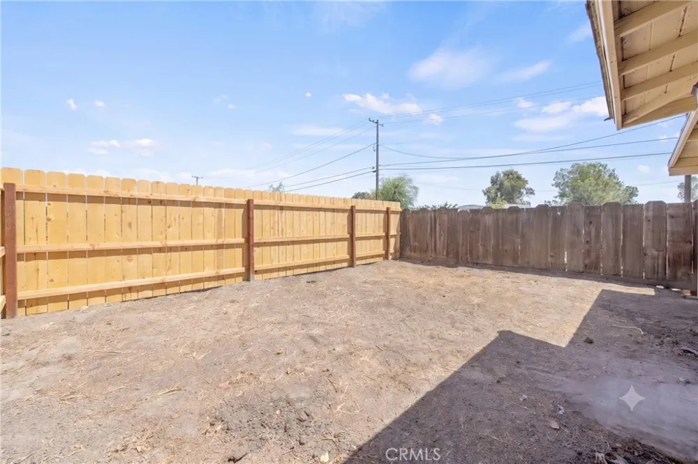 19415 Empire Street Stratford, CA 93266