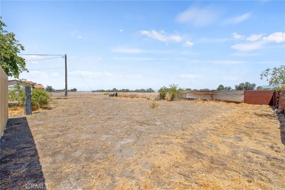 19415 Empire Street Stratford, CA 93266