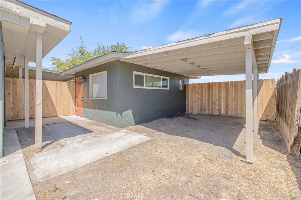 19415 Empire Street Stratford, CA 93266