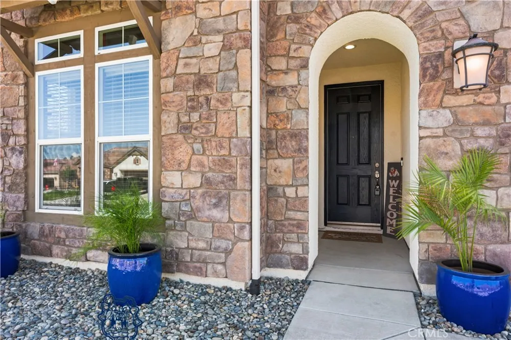20031 Genteel Dr Friant, CA 93626