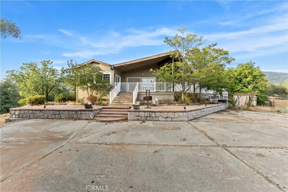 2160 State Highway 49 S Mariposa, CA 95338
