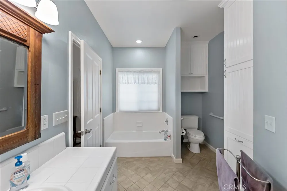 2160 State Highway 49 S Mariposa, CA 95338