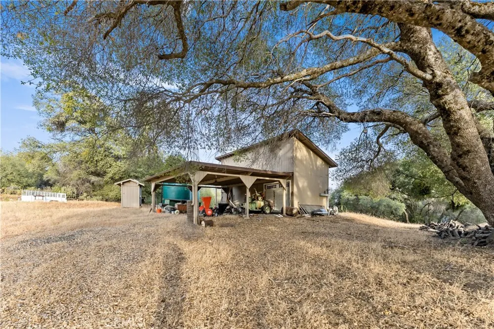 2160 State Highway 49 S Mariposa, CA 95338
