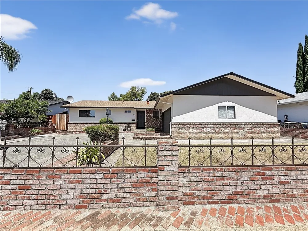 441 W 10th Gilroy, CA 95020
