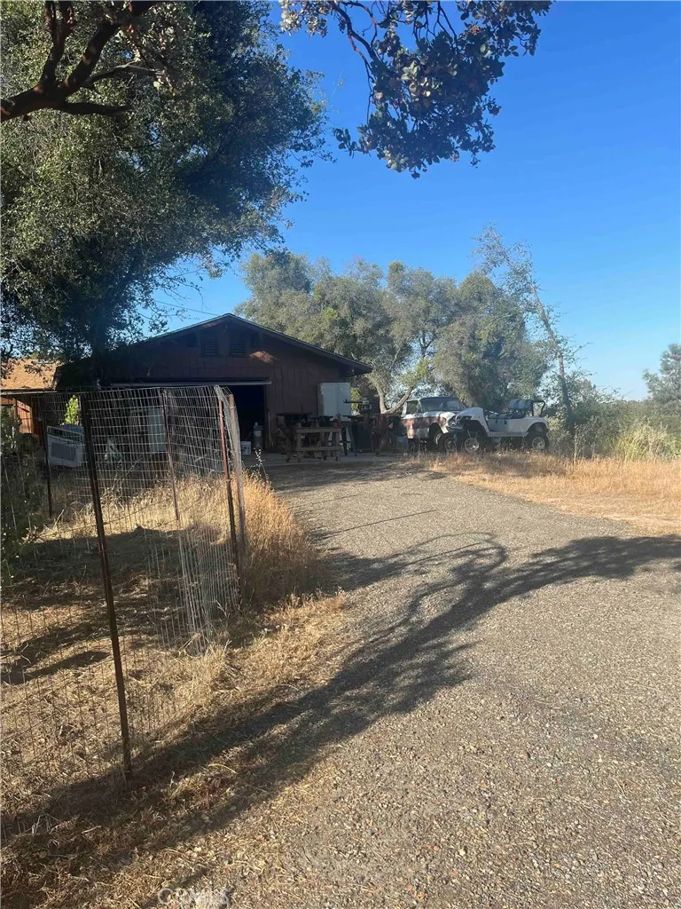 45990 Hawk Lane Coarsegold, CA 93614