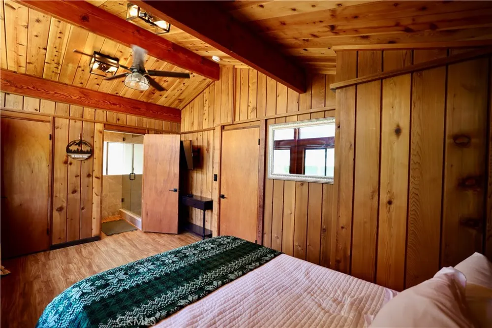 38954 Lake Point Court Bass Lake, CA 93604