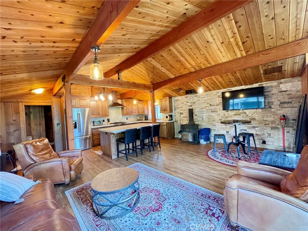 38954 Lake Point Court Bass Lake, CA 93604