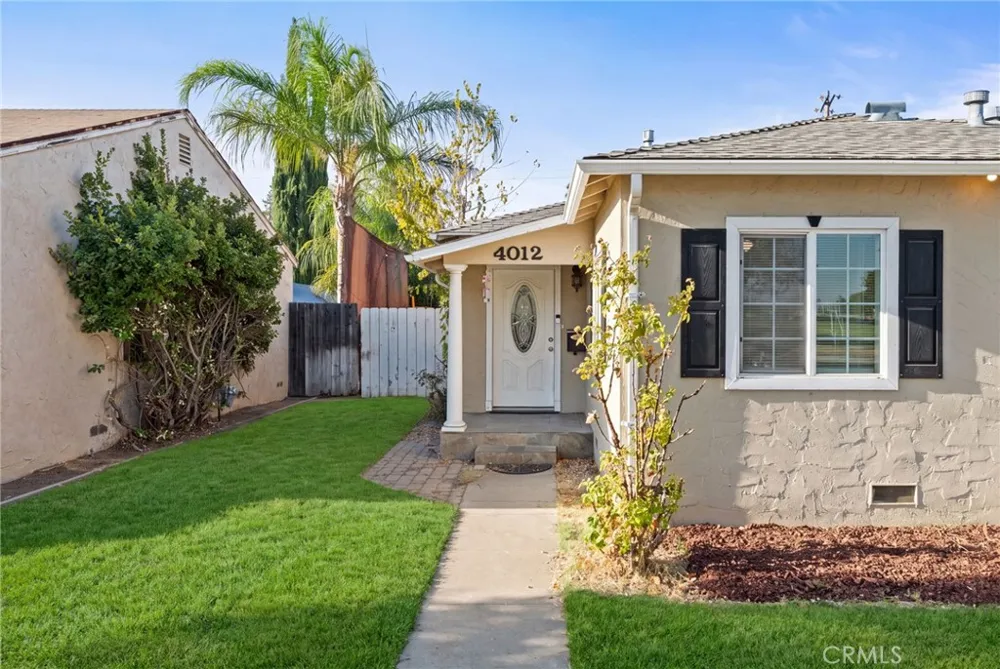 4012 E Clinton Fresno, CA 93703