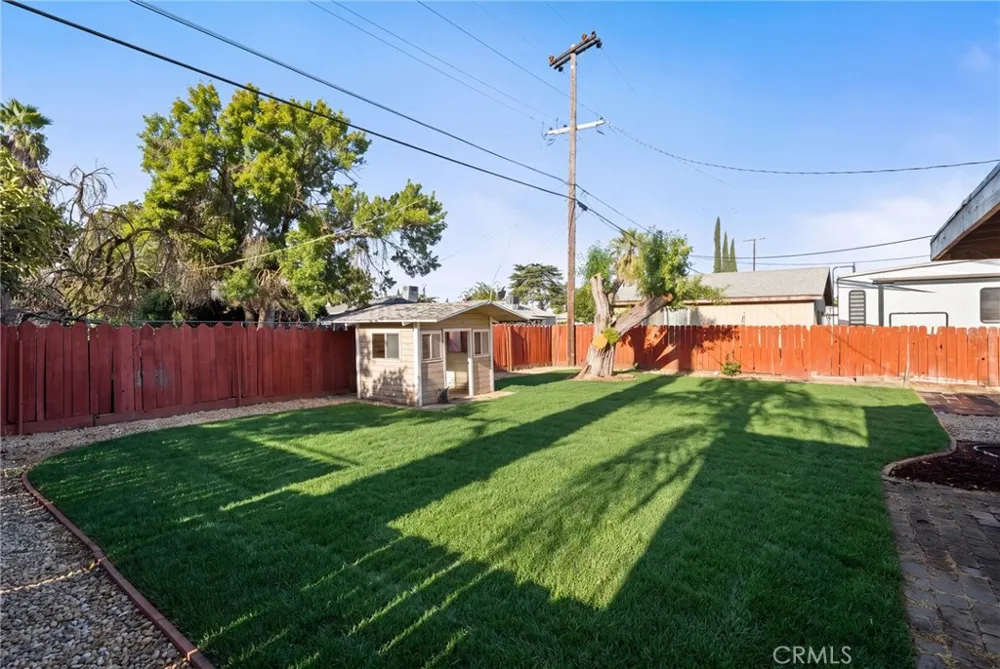 4012 E Clinton Fresno, CA 93703