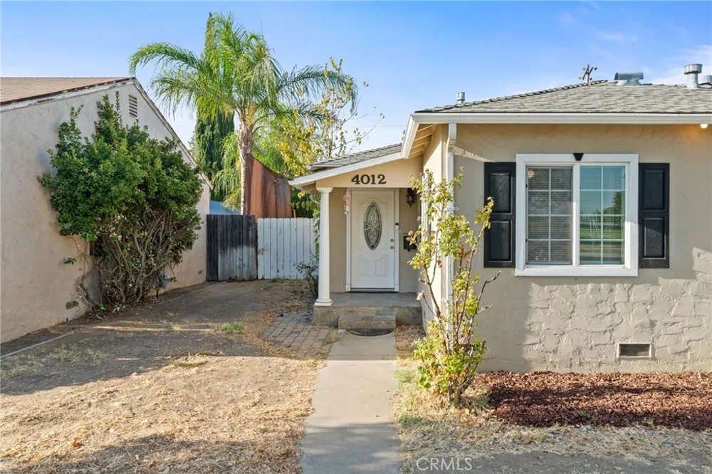 4012 E Clinton Fresno, CA 93703