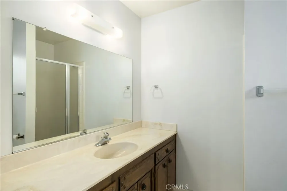 6697 Teilman Fresno, CA 93711