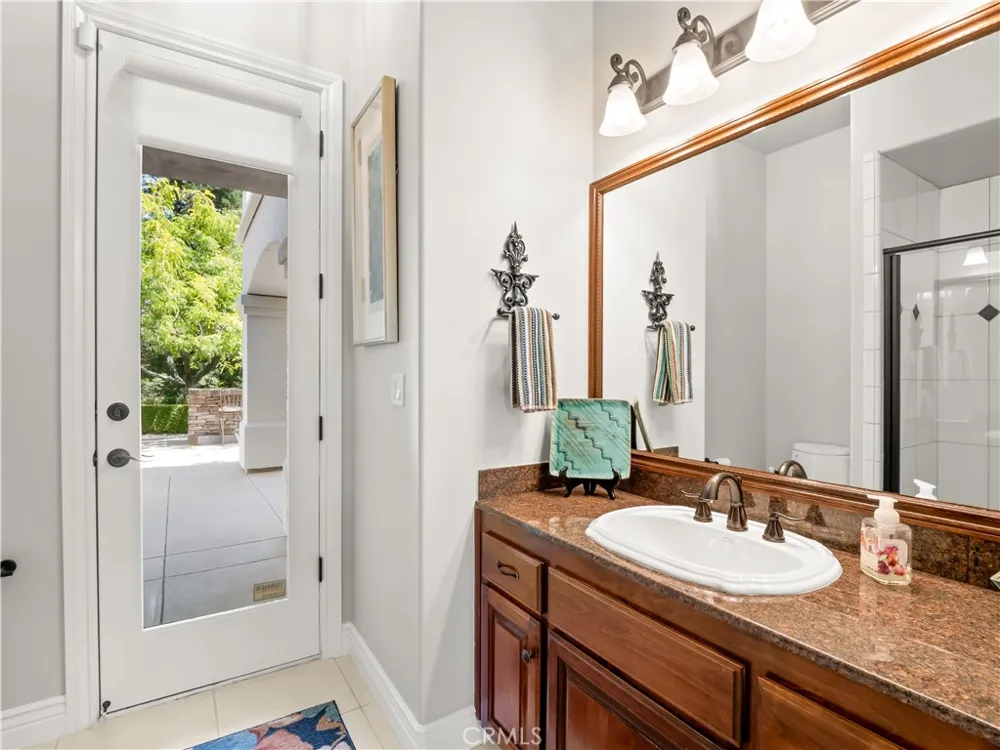 21998 Brighton Crest Friant, CA 93626