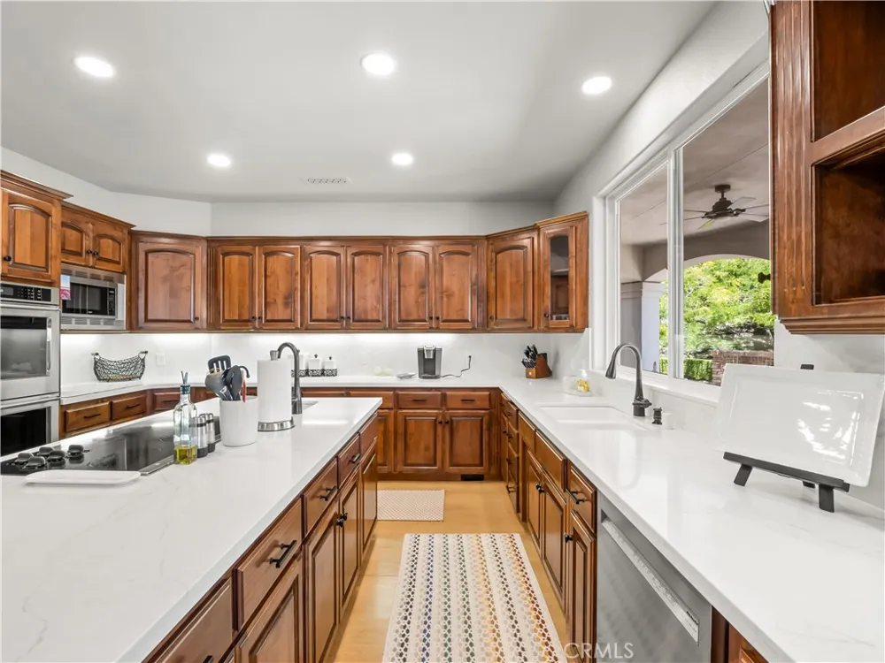 21998 Brighton Crest Friant, CA 93626
