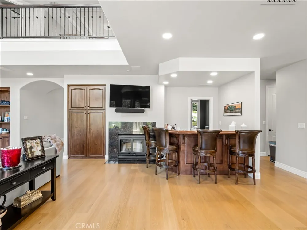 21998 Brighton Crest Friant, CA 93626