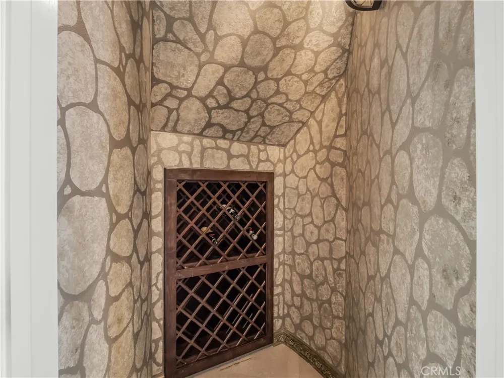 21998 Brighton Crest Friant, CA 93626