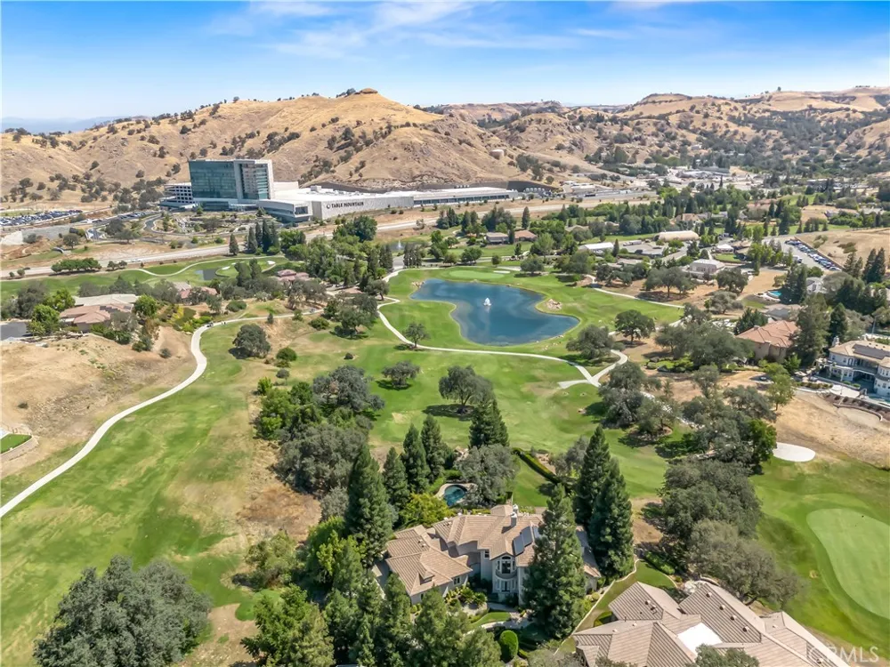 21998 Brighton Crest Friant, CA 93626