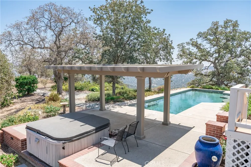 42158 John Muir Drive Coarsegold, CA 93614
