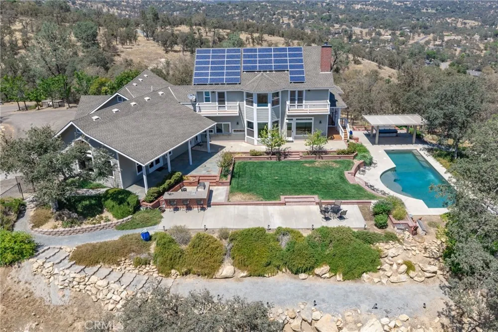 42158 John Muir Drive Coarsegold, CA 93614