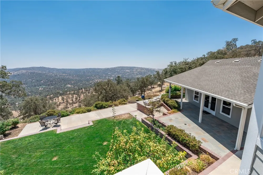 42158 John Muir Drive Coarsegold, CA 93614