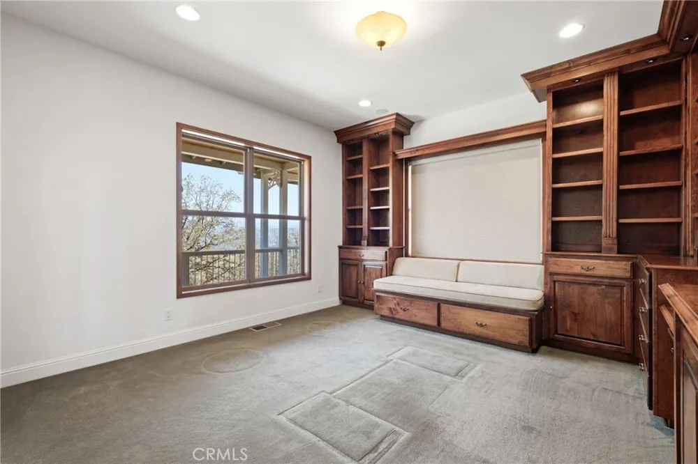 42158 John Muir Drive Coarsegold, CA 93614