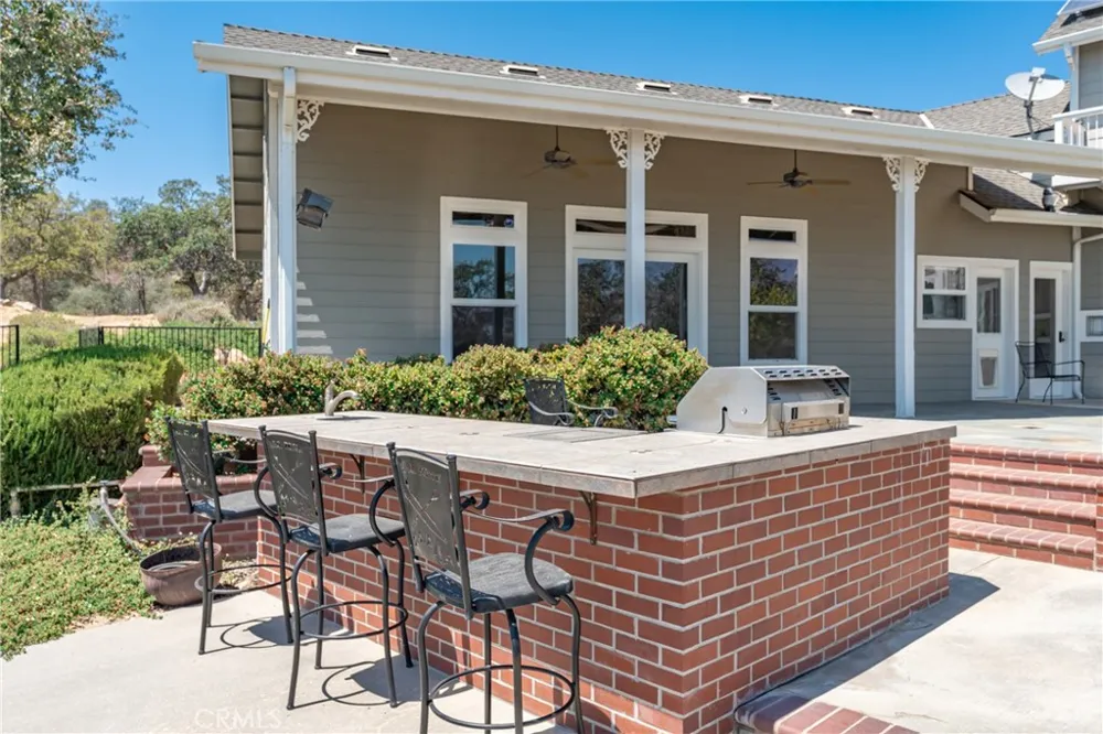 42158 John Muir Drive Coarsegold, CA 93614