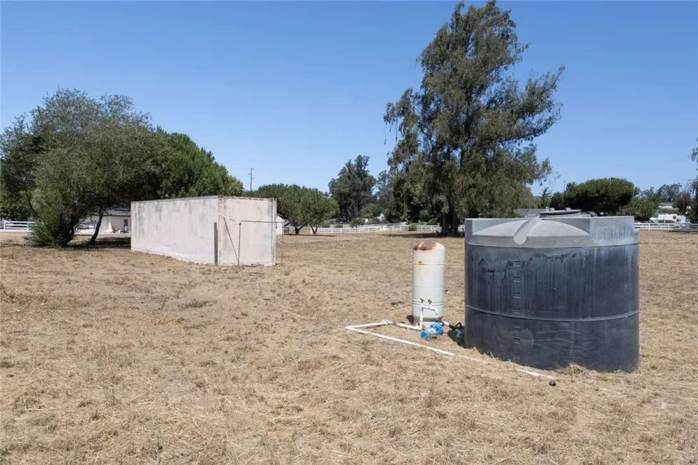 655 Ralcoa Way Arroyo Grande, CA 93420