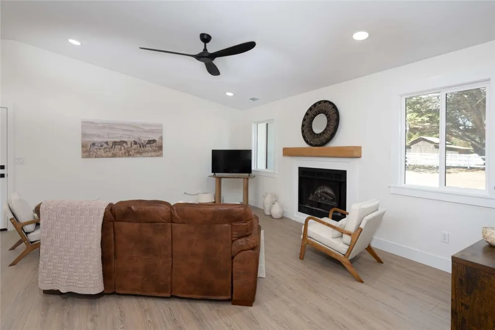 655 Ralcoa Way Arroyo Grande, CA 93420
