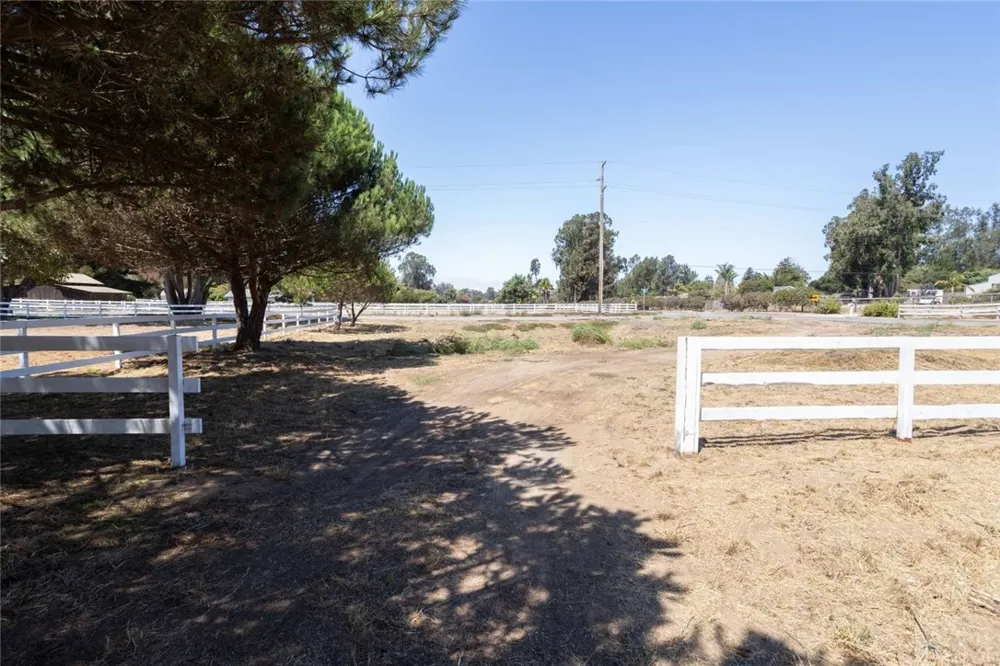 655 Ralcoa Way Arroyo Grande, CA 93420